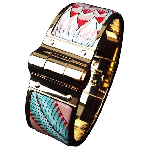 Hermès Charnière Hinged Bracelet Enamel Rose Ghw Savana 